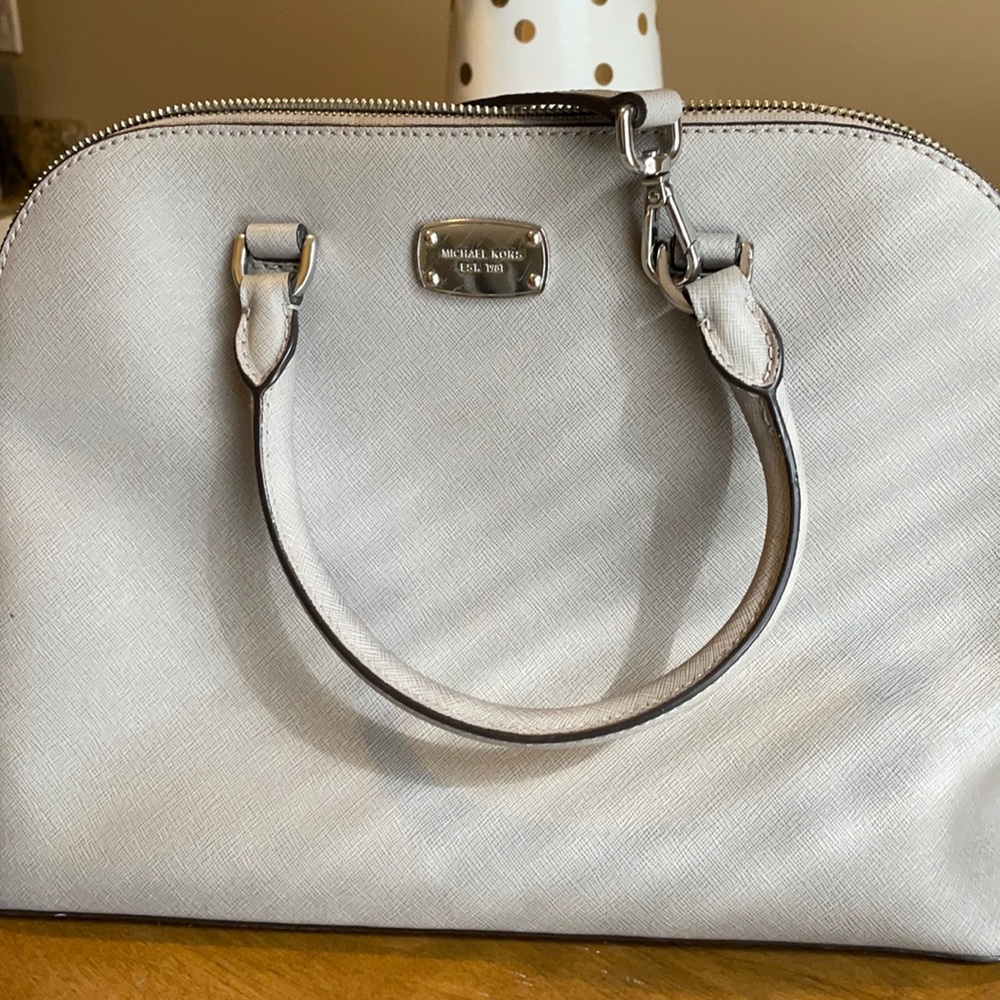 Michael Kor’s grey cross body bag